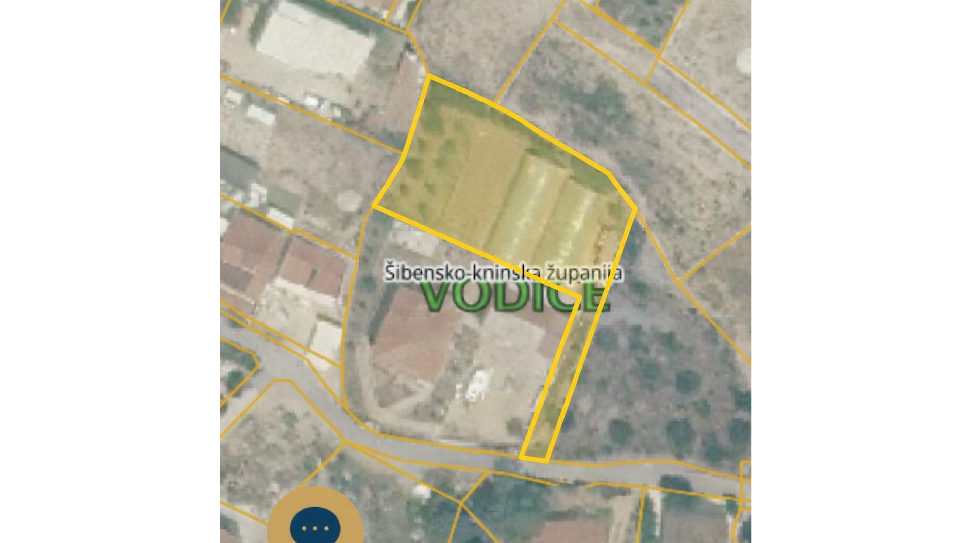 GRAĐEVINSKO ZEMLJIŠTE / VODICE / 1256m2